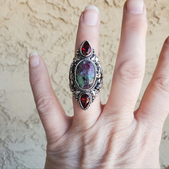 New Ruby in Zoisite and Garnet 925 Silver Butterfly Statement Ring. - Picture 9 of 16